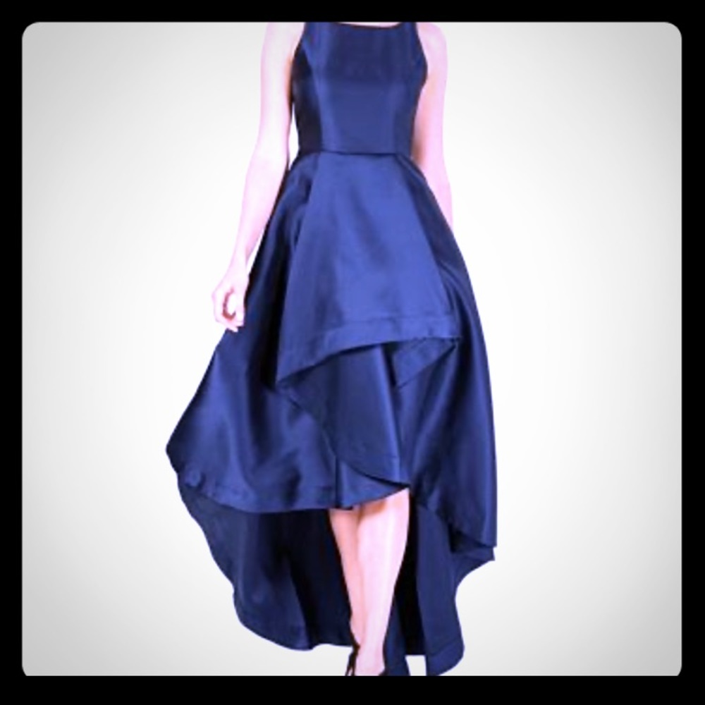 NWT~Adrianna Papell Mikado Hig Low Gown ~ Sz 6